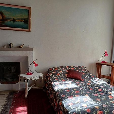 Chambre D Hotes Aramon Exterior photo